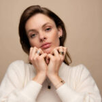 Ti Sento Row Opulent Blue Stones Slim Gold Δαχτυλίδι - Image 2