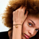 Pandora Moments Openable & Engravable Love Locket Gold Σύμβολο - Image 4