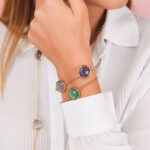 Βραχιόλι με διπλή αλυσίδα από κρύσταλλα σε γαλαζοπράσινο, σκούρο μωβ και γκρι χρώμα - Image 2