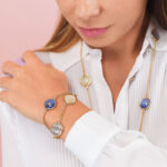 Βραχιόλι με κίτρινο επιχρυσωμένο ατσάλι και φίλντισι, σκούρο μωβ και γκρι κρύσταλλα - Image 2