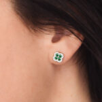 Ασημένια σκουλαρίκια με ζιρκόνια pav και πράσινα κρύσταλλα - Image 2